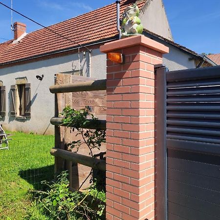 Bienvenue A La Grenouillere Villa Le Magny  Екстериор снимка